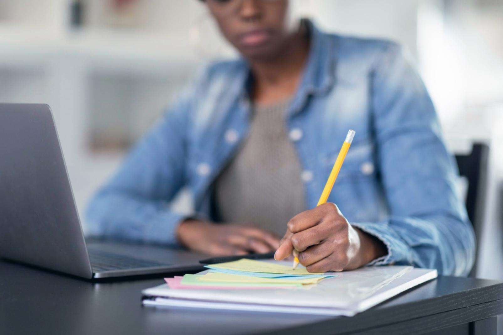 Kostenlose Probeteilnahme an SEO-Webinar mit Echtzeit-Interaktion